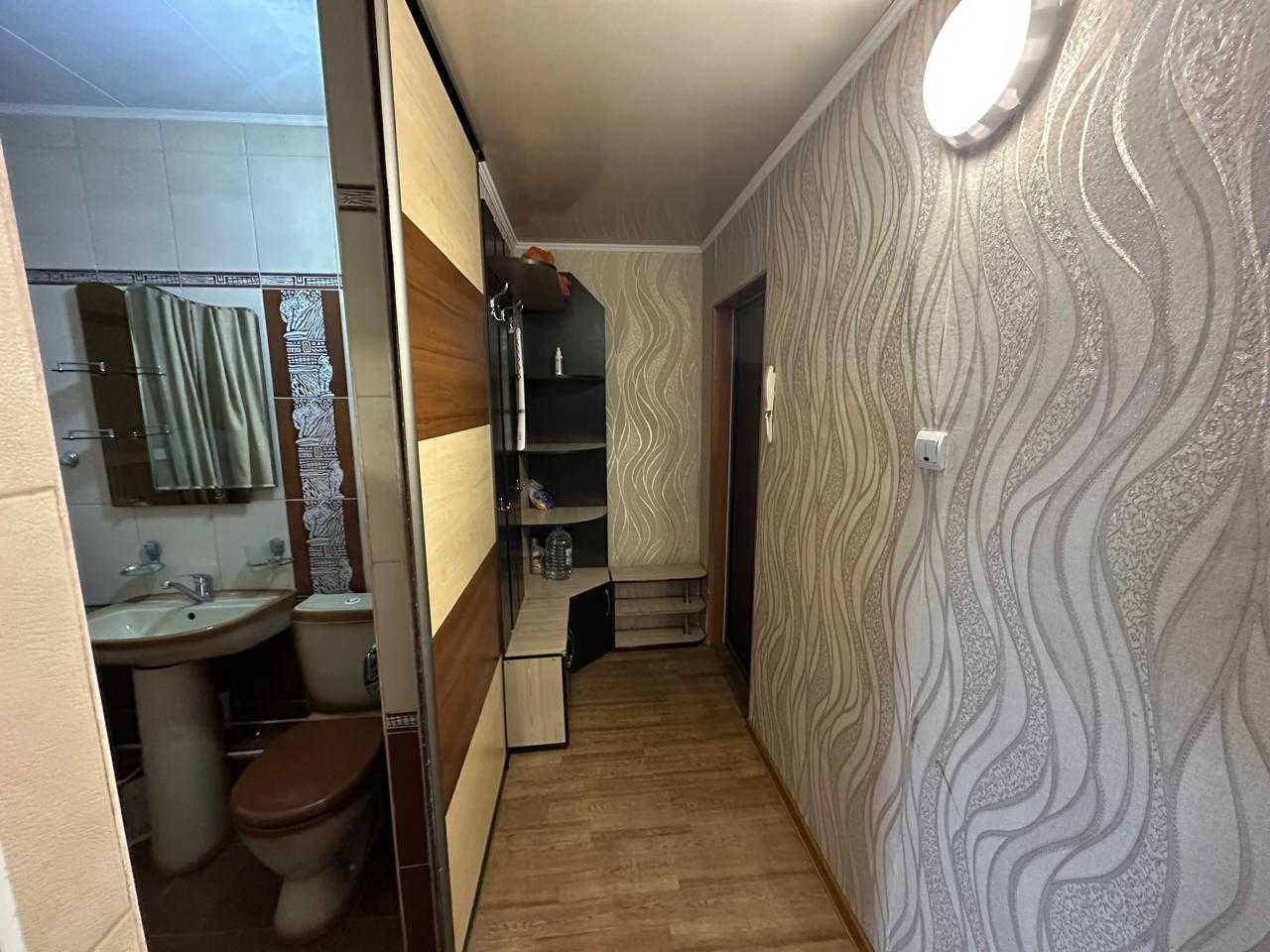 Продам 1 комнатную квартиру 2/5 хорошее состояние, район Черемушки