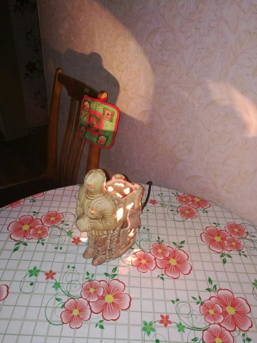Светильник настольный