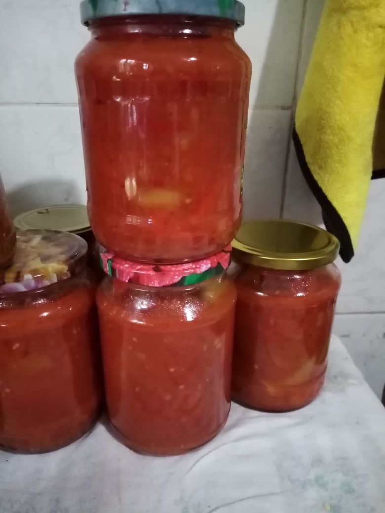 Продам аджику, соленья и варенья.