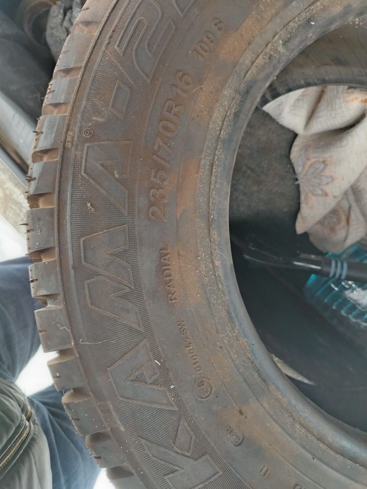 Продам колесо на Уаз 235/70/16