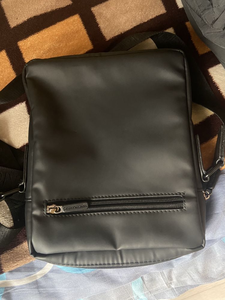 Продам барсетку calvan Klein