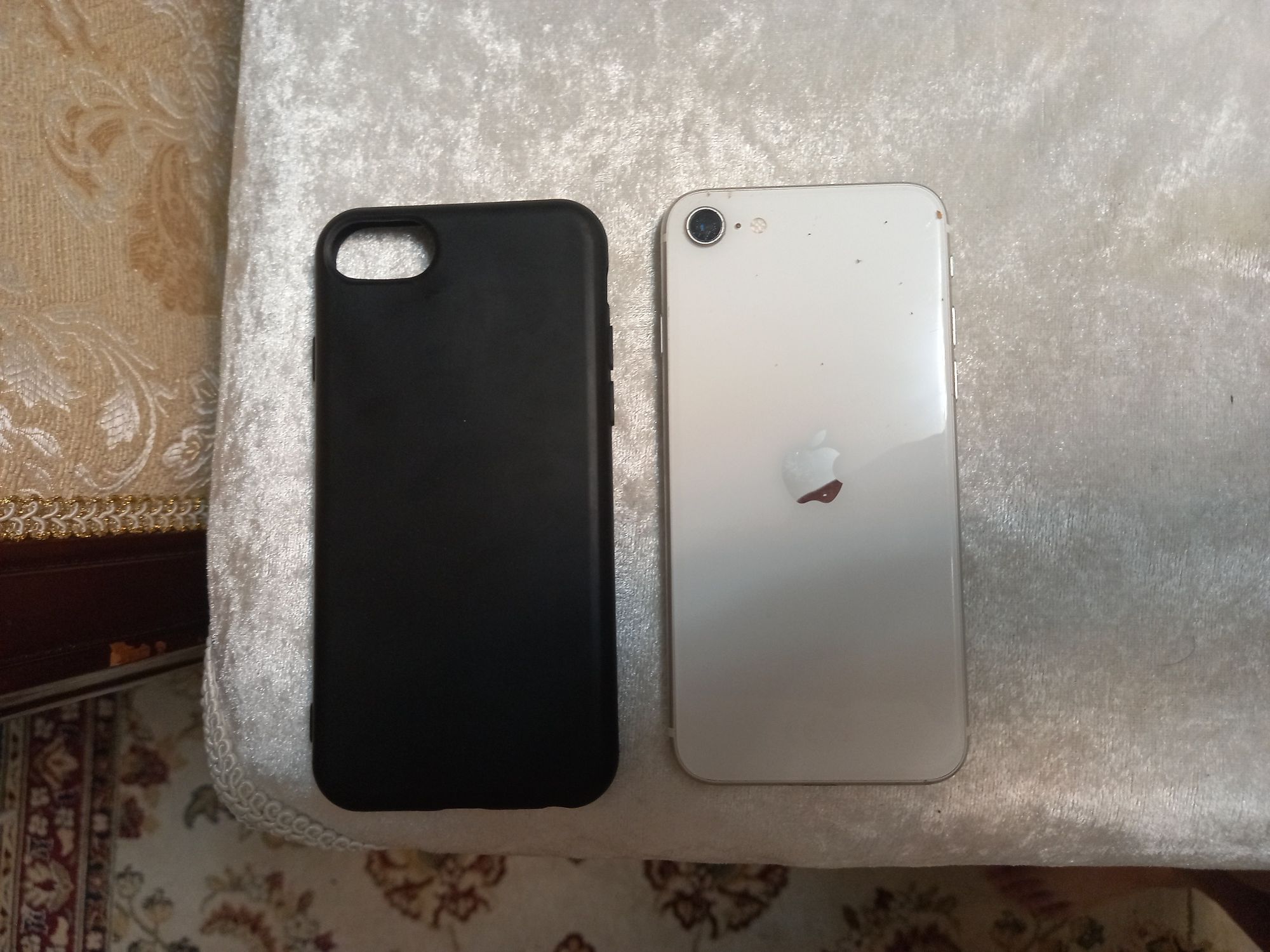 IPhone SE Айфон СЕ 64gb