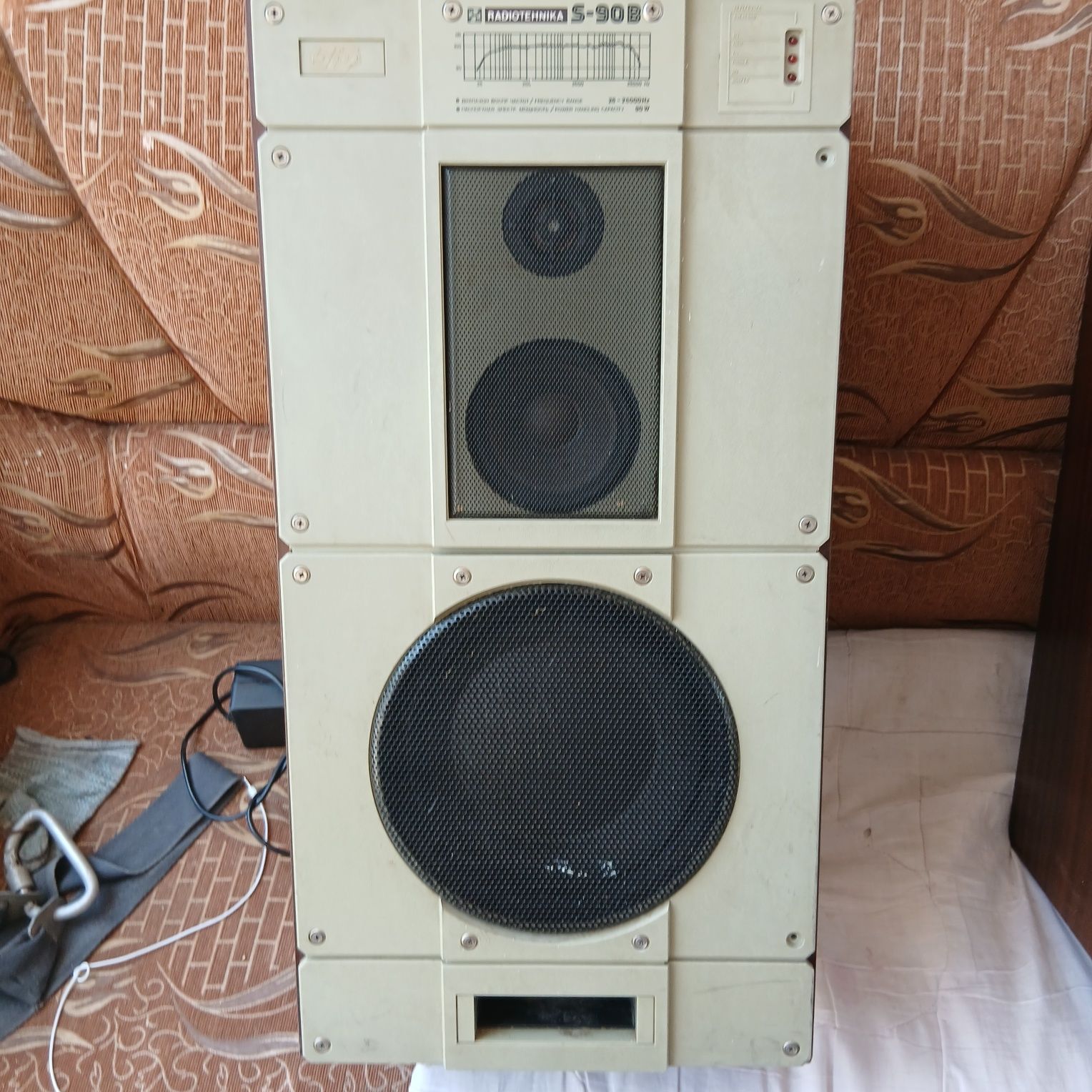 Продам колонки  s 90 B