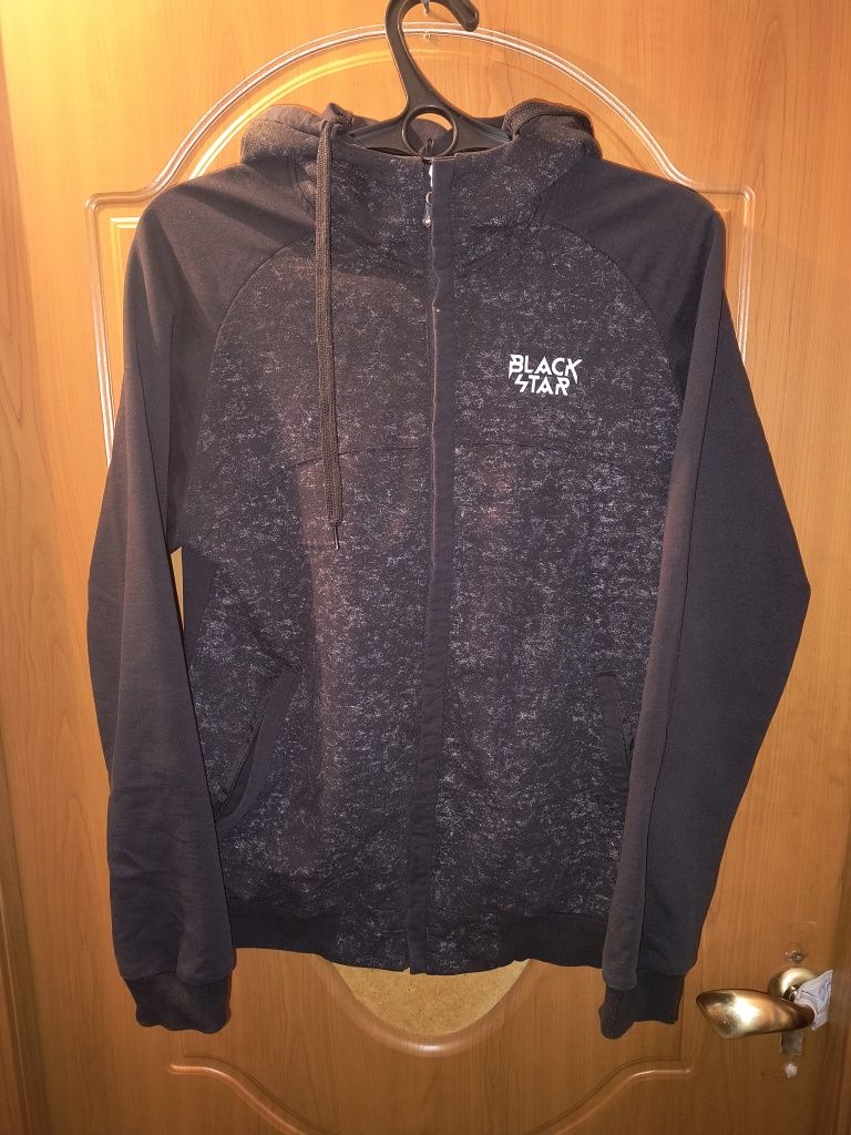 Продам кофты по 3500