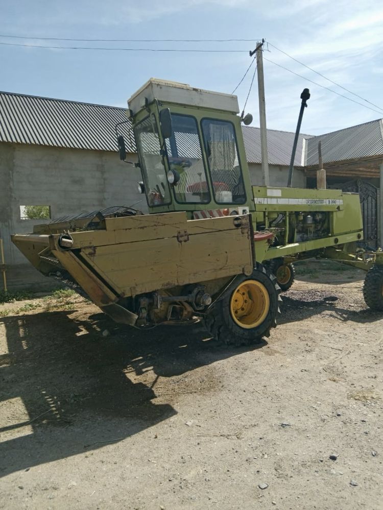 Комбайн Fortschritt e 303 жонышка