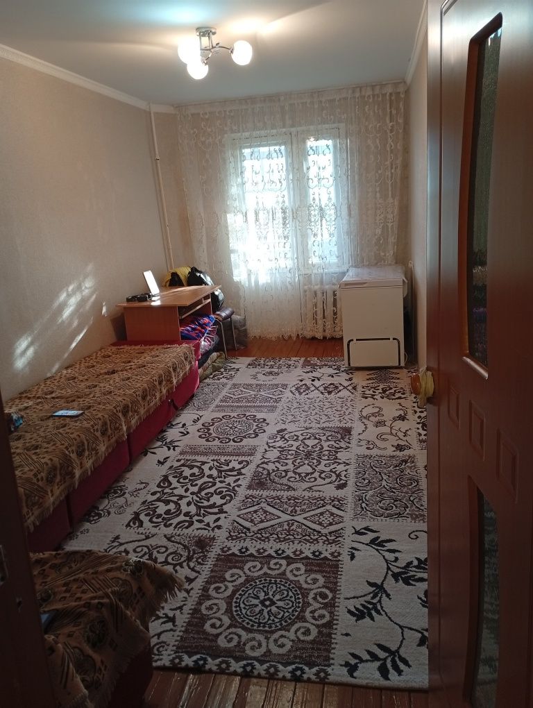 Продам 4х комнатную квартиру