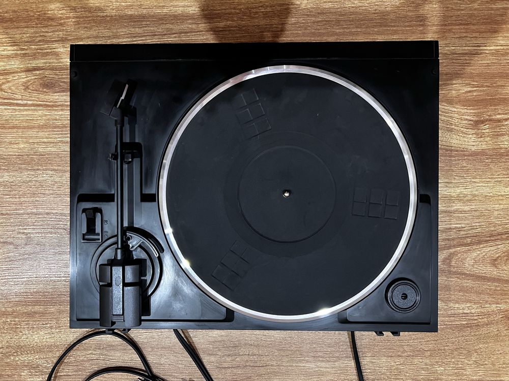 Виниловый проигрыватель SONY PS-LX150H