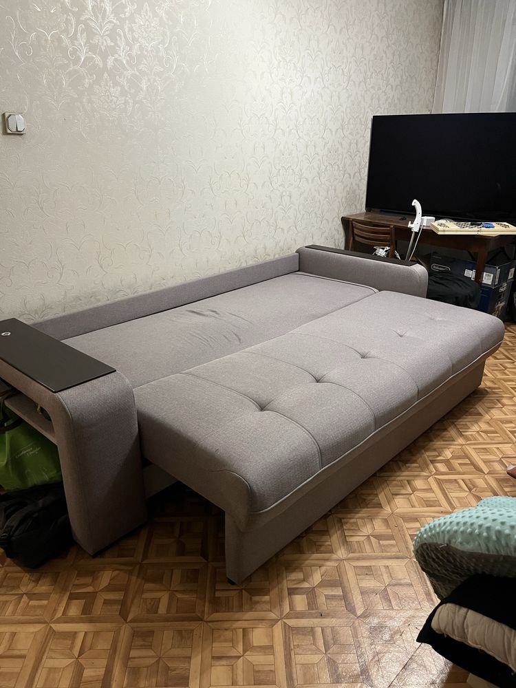 Диван с usb портами