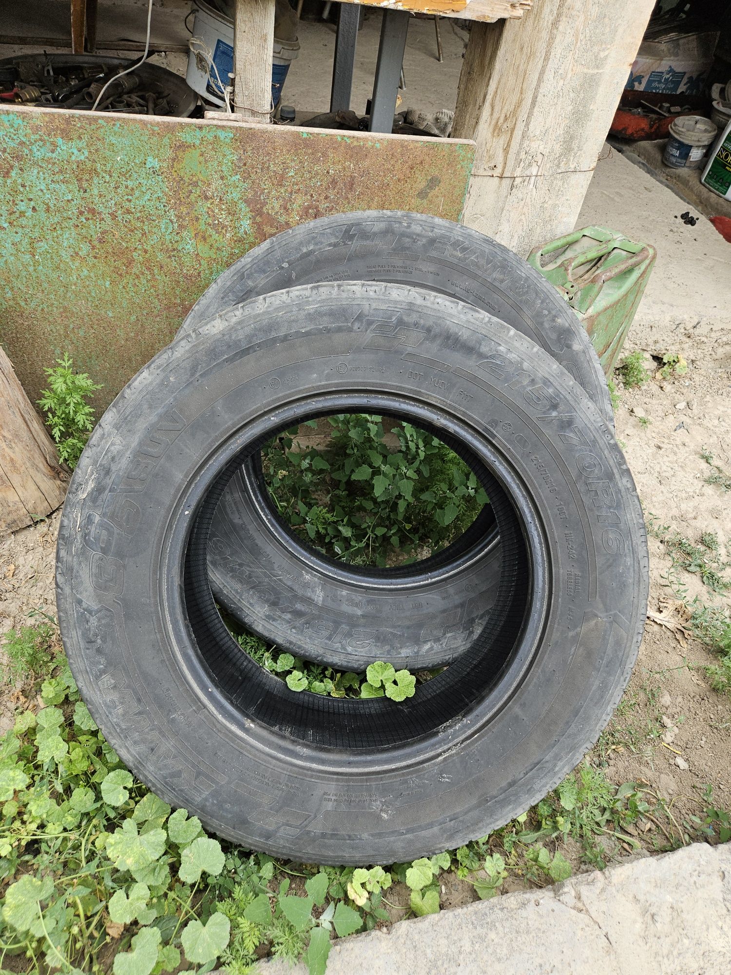 Шины  215/70 R16