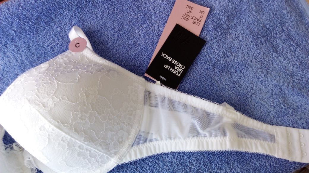 Комплект белья производство Россия и H&M