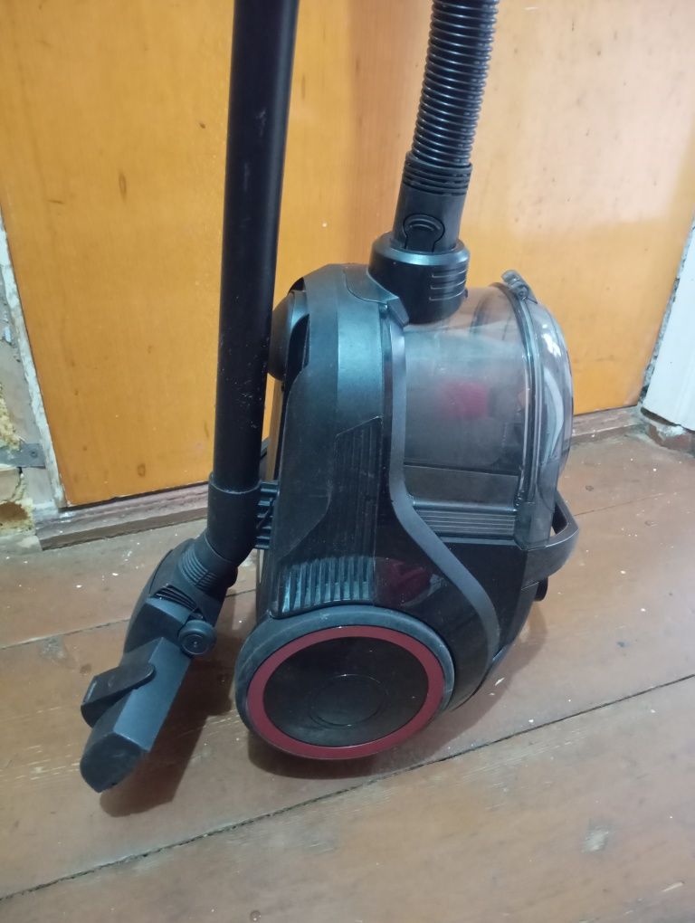 Продам пылесос Bosch