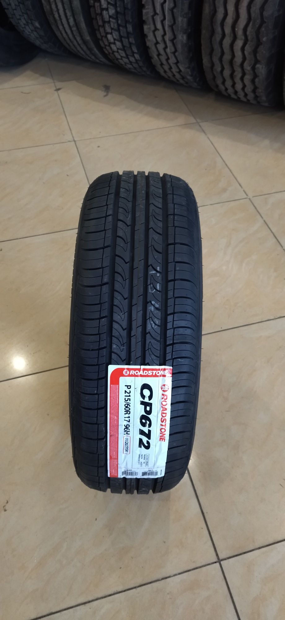 215/60R17 CP672 ROADSTONE