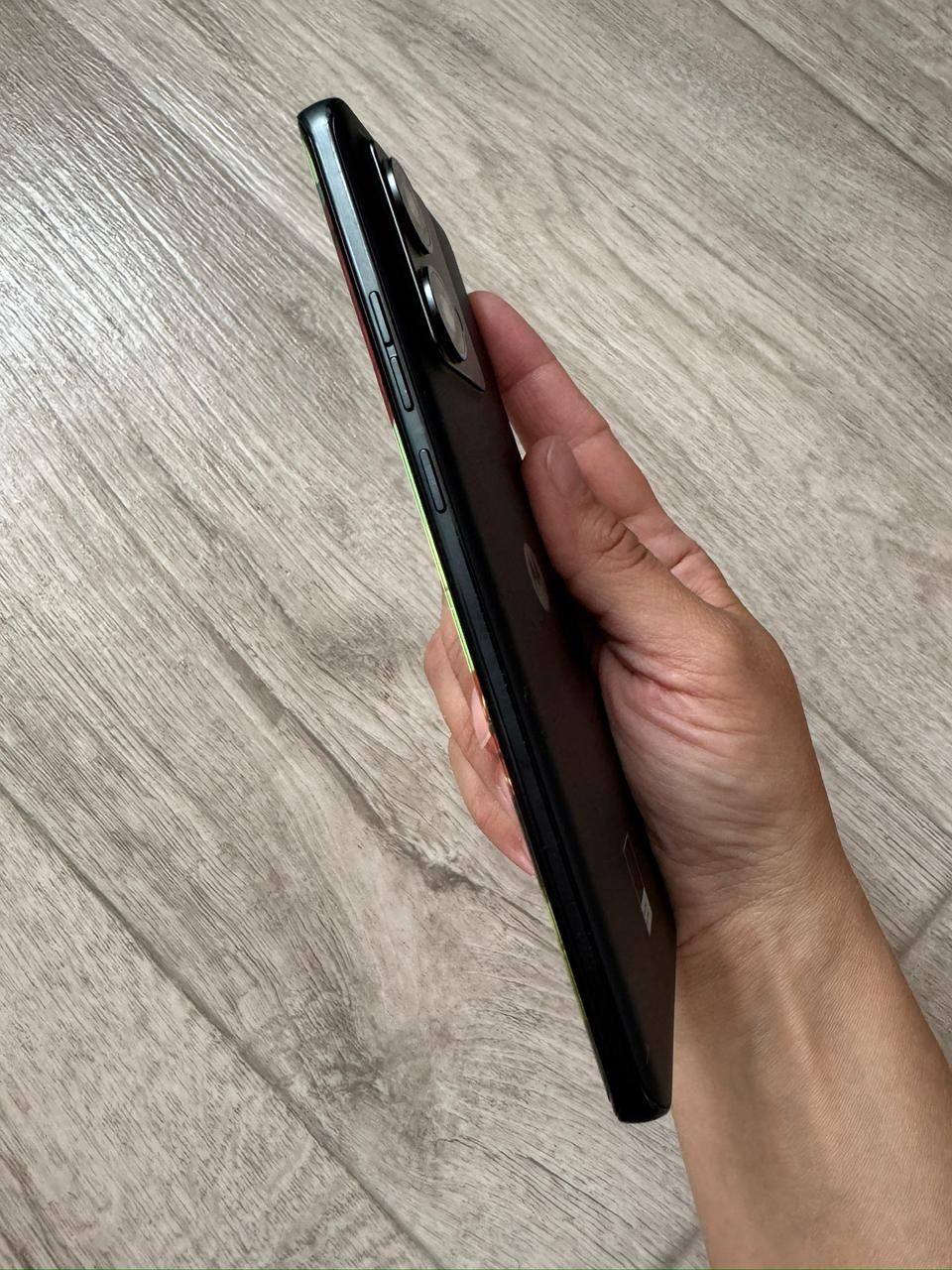 Продам Motorola edge 40 neo