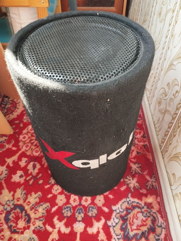 Продам усилитель Pioneer GM-A6704, бочка с проводами.