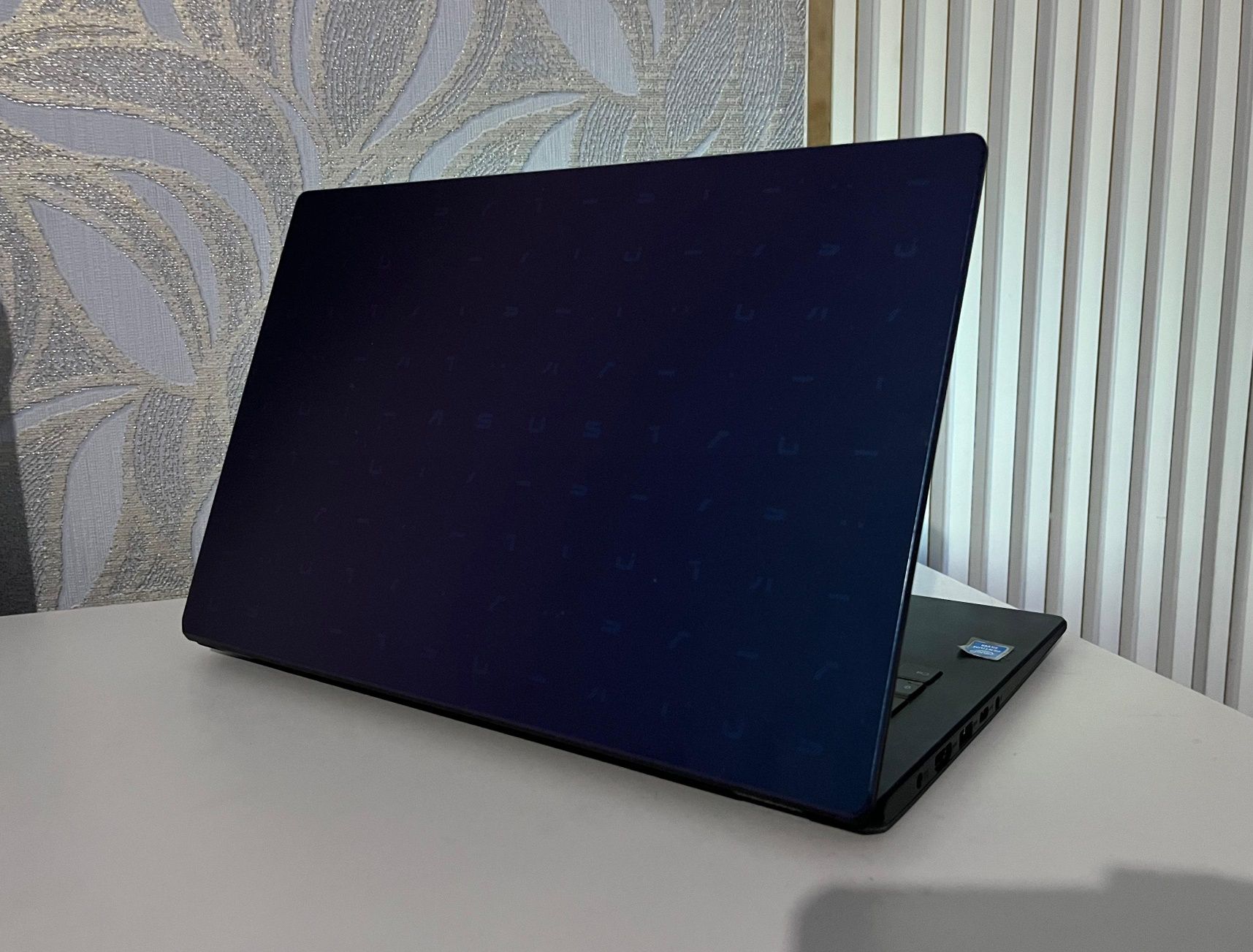 Мощный ноутбук Asus
