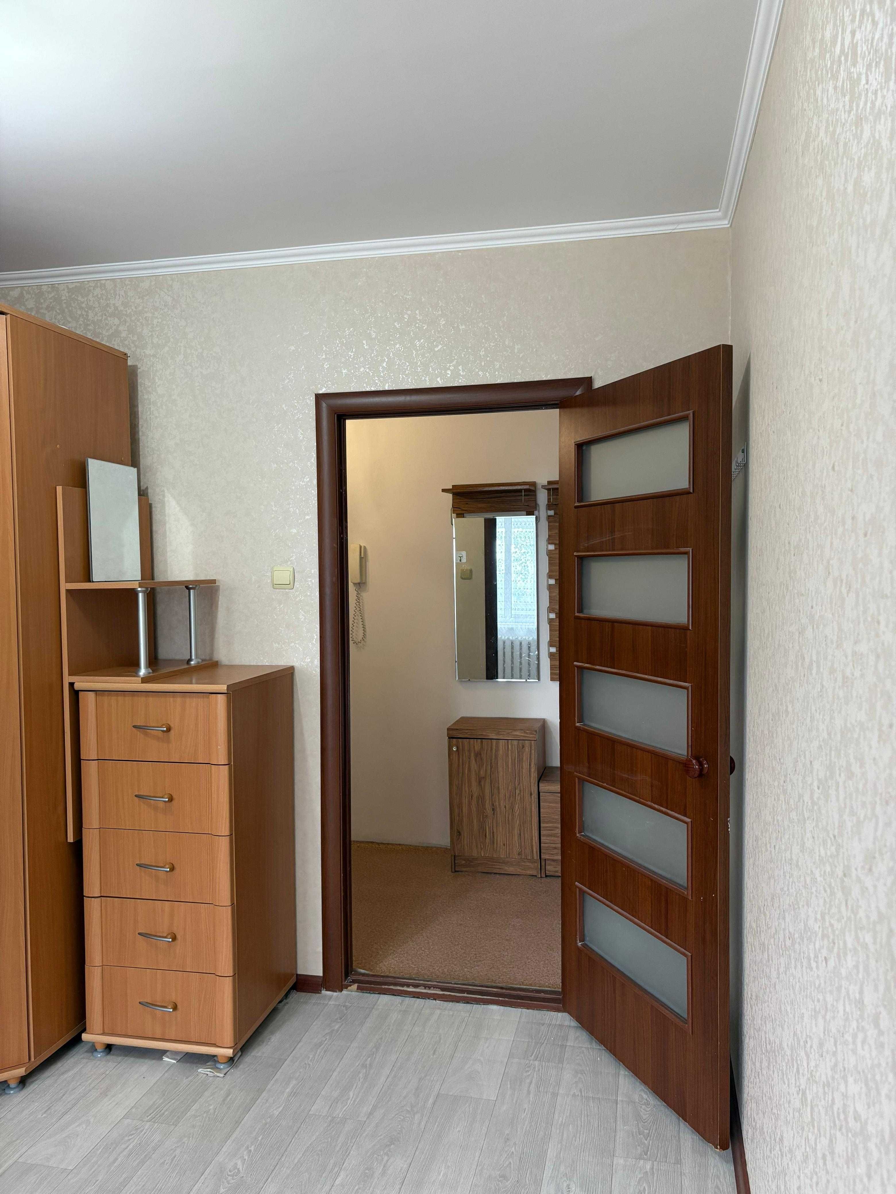 Продается 2 комн. квартира Район Универмаг