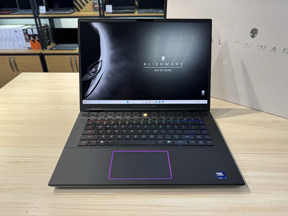 Alienware m16 R2 | Intel Core Ultra 9 185H / RTX4070 | Игровой ноутбук