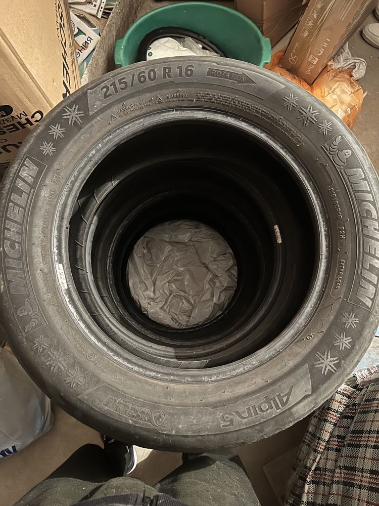 Продаю осень зима michelin r16