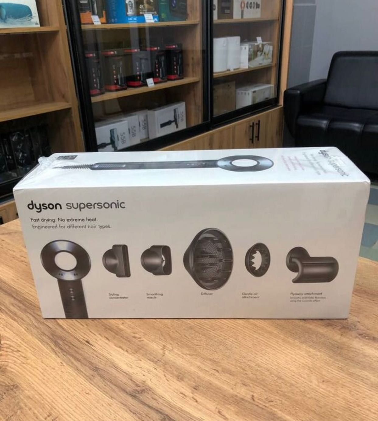 Продам Dyson Supersonic в цвете Black Стайлер Фен Новый