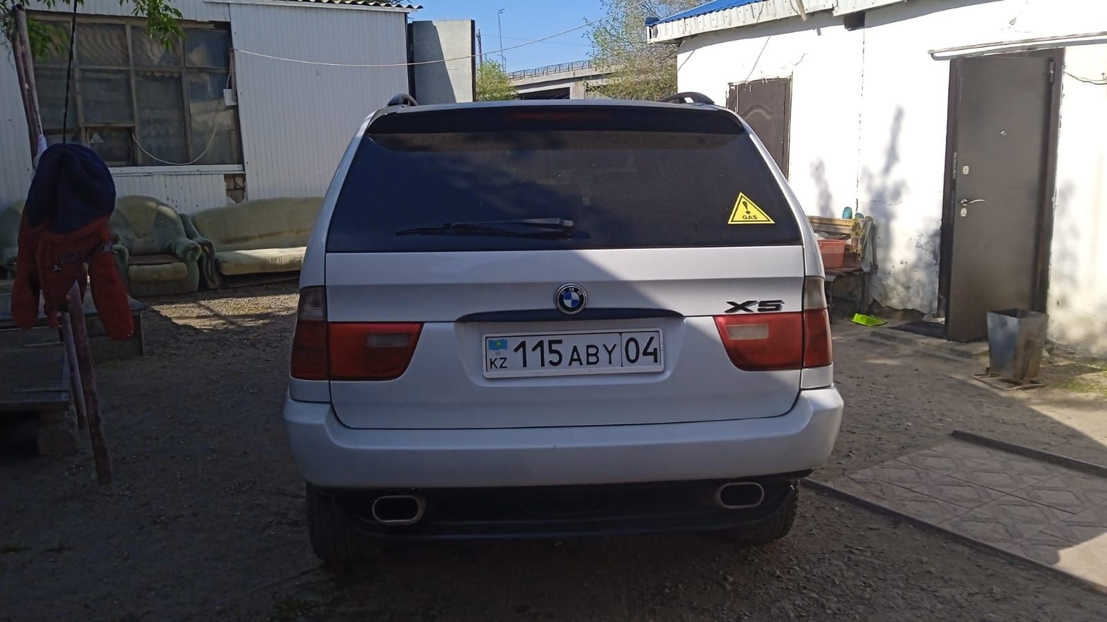 BMW X5 продам.  Газ-бензин