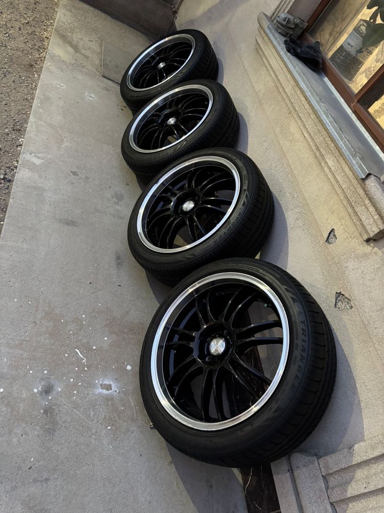 Продам диски R19 5х114.3 с резиной