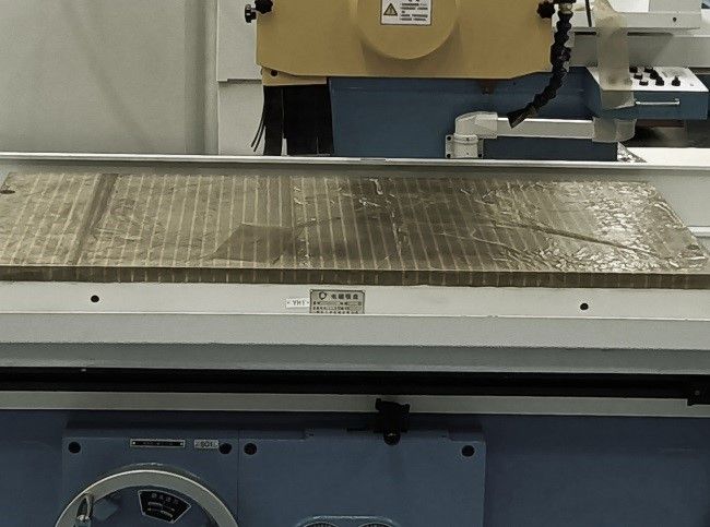 Плоскошлифовальный станок UNIVEQ USG 32100H