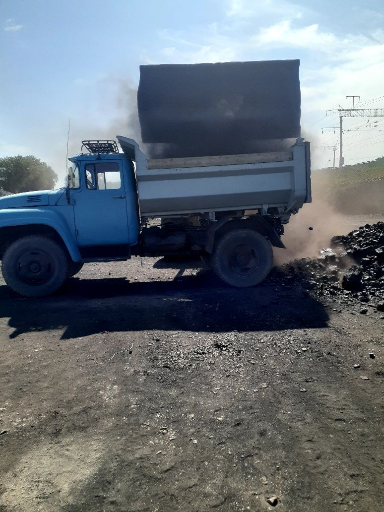 Уголь доставка ЗиЛ от 2х до 7тонн сортовой уголь без песка
