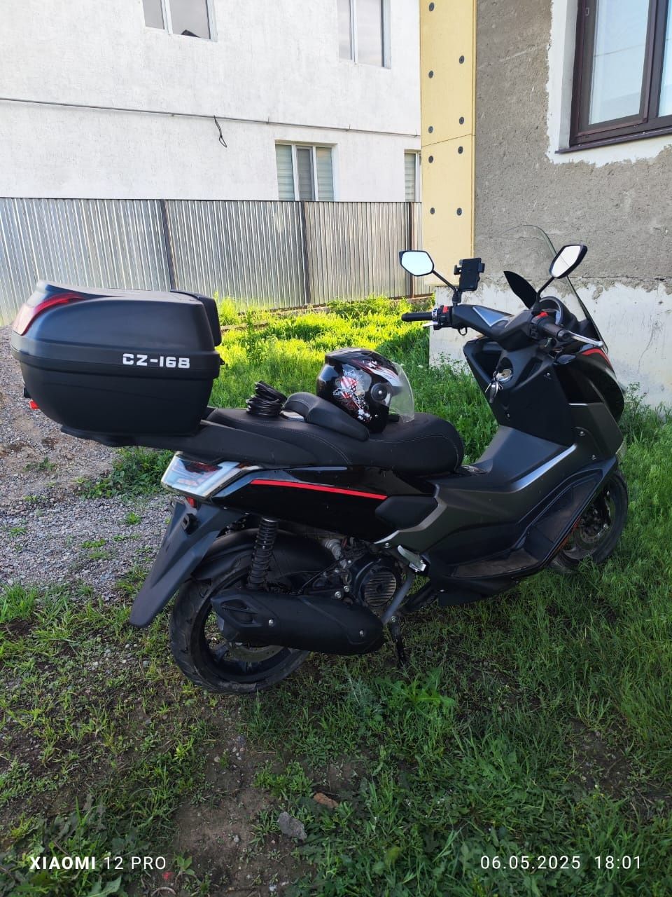 Продам мопед NMAX