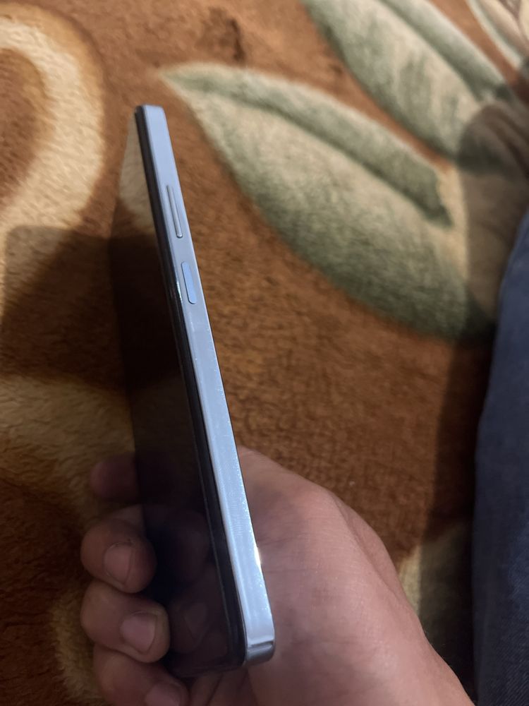 Продается шустрый смартфон Infinix note 30