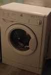Продаю стиральную машину  Indesit