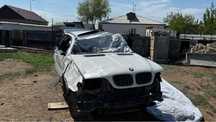 BMW X5, 2004, 4.4 обьем по запчастьям
