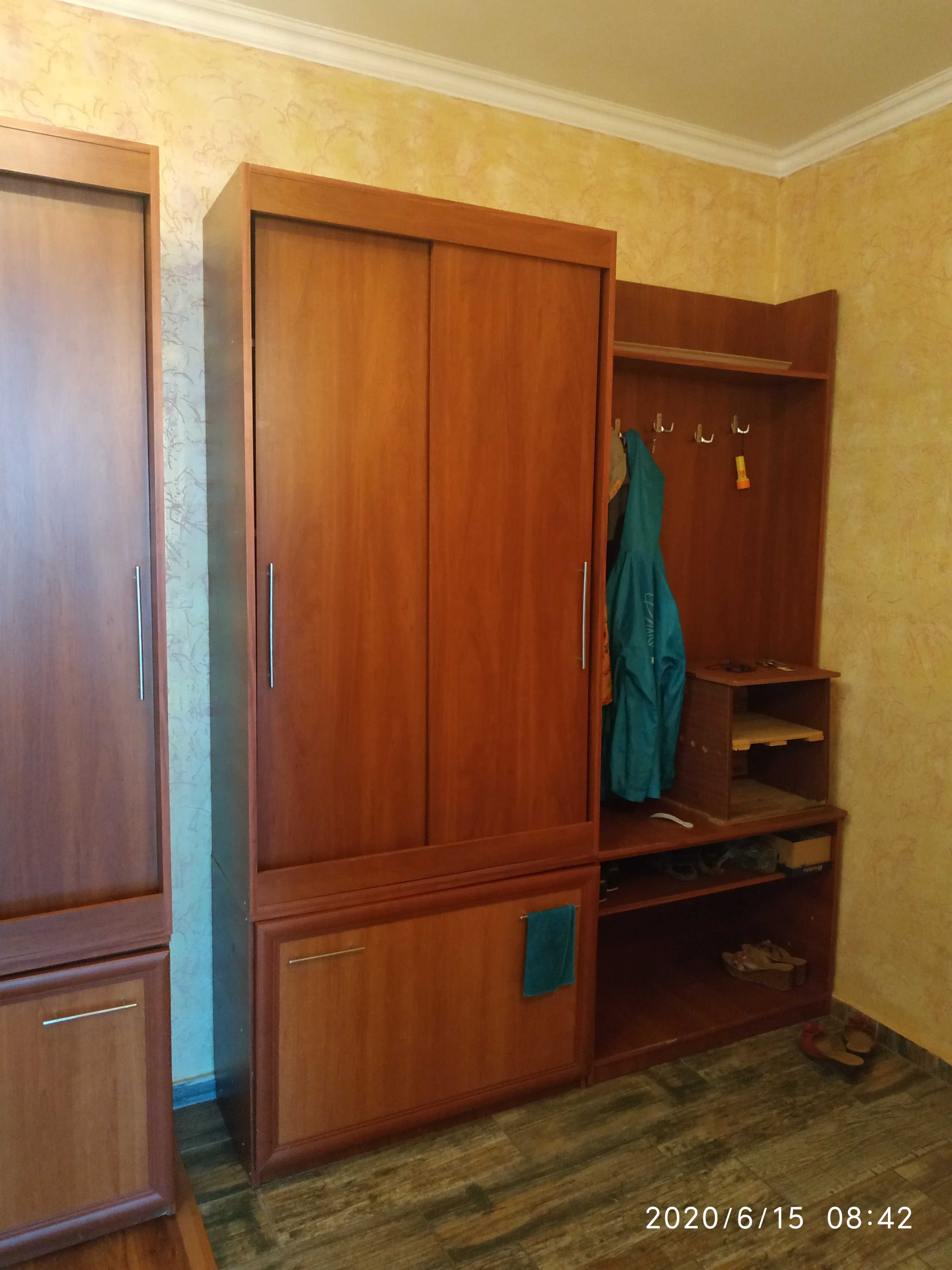 шифоньер модульный с антресолями + прихожка