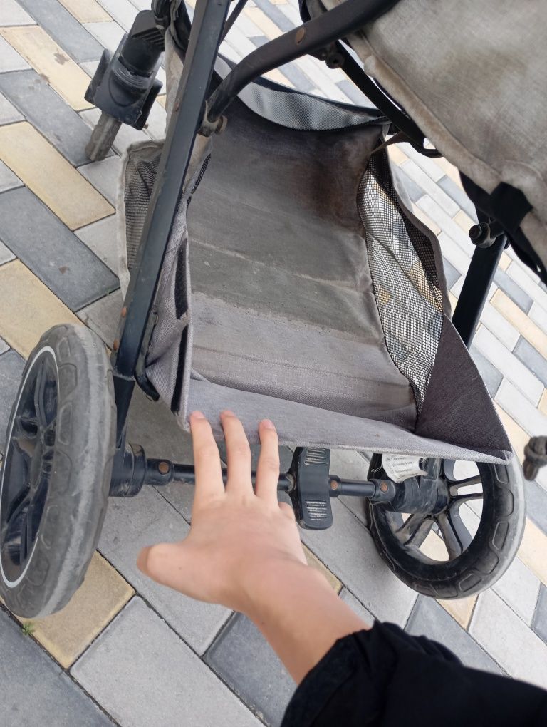Продам б/у детская коляска