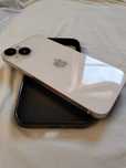 Продам iPhone 13