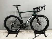 Factor vam ostro