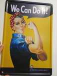 Репродукция культового постера "We Can Do It!"
