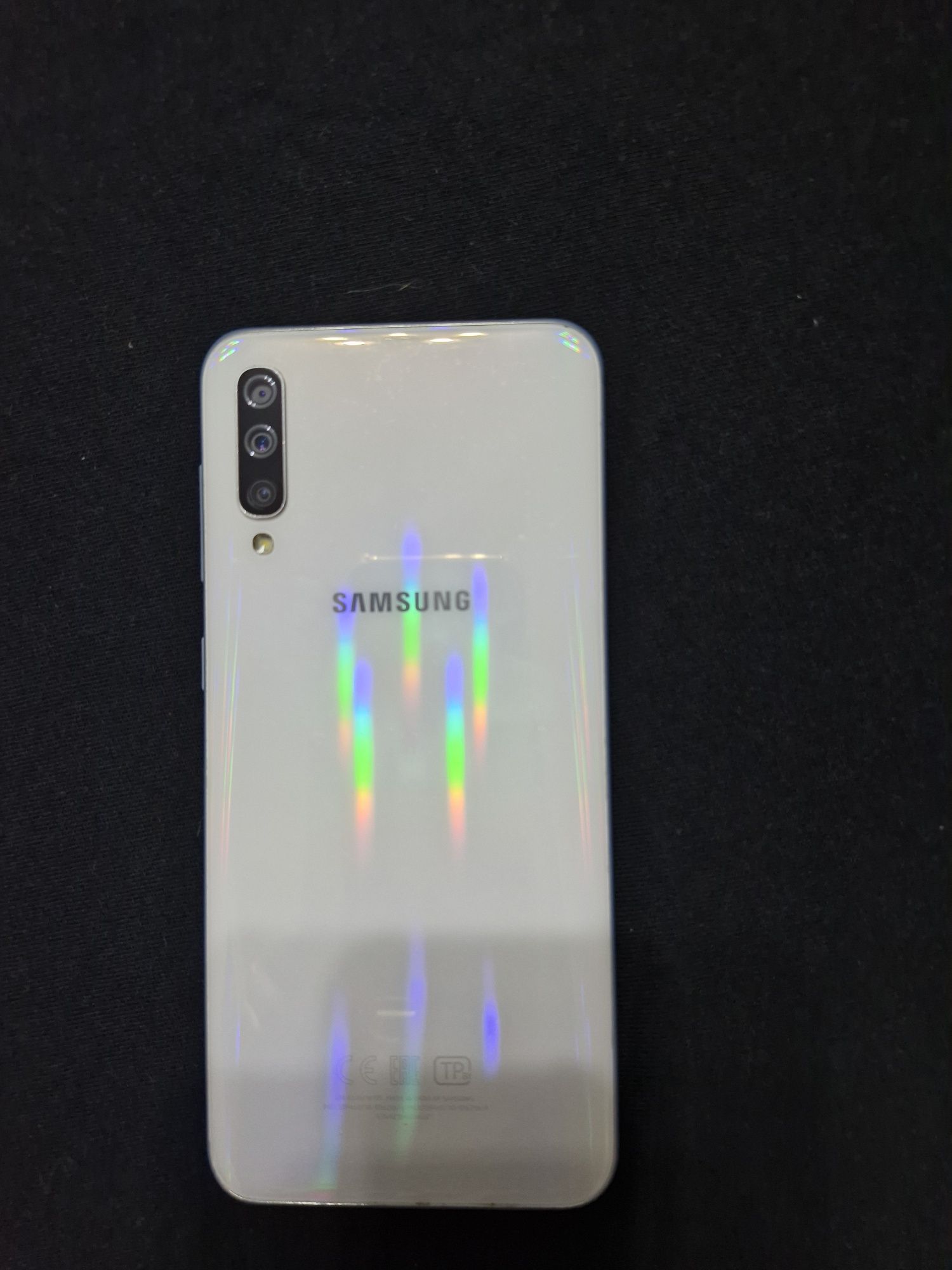 Samsung A50 на 128 гб продается!!!