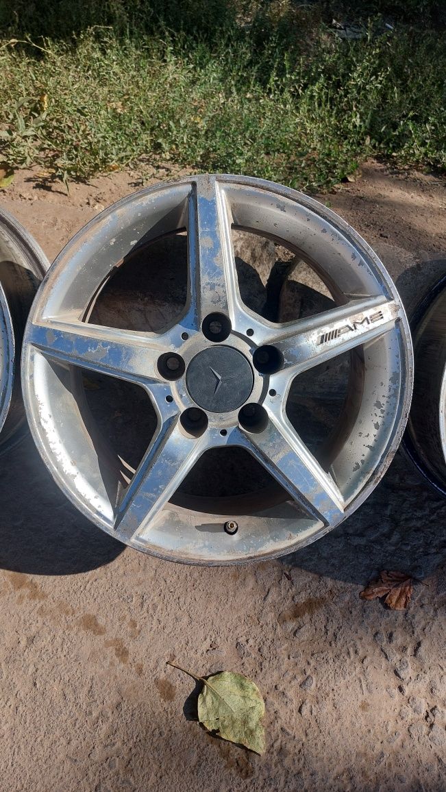 Продам диски мерседес R 15