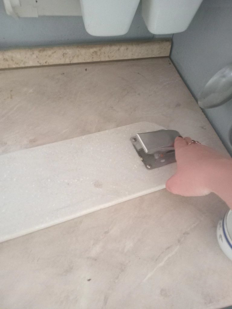 Продам доску для рыбы,  орешницу и блюдо