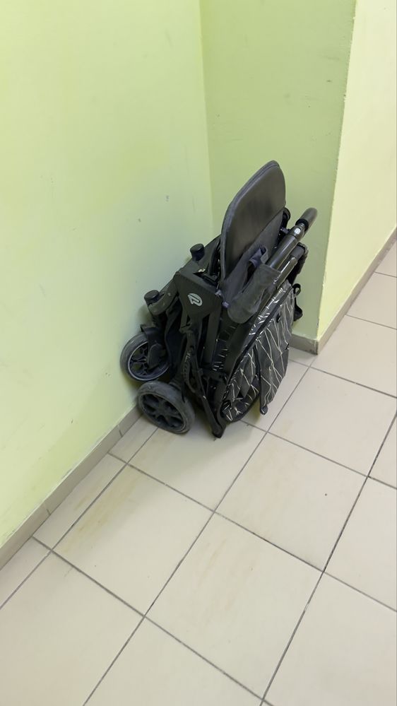 Продам коляску детскую