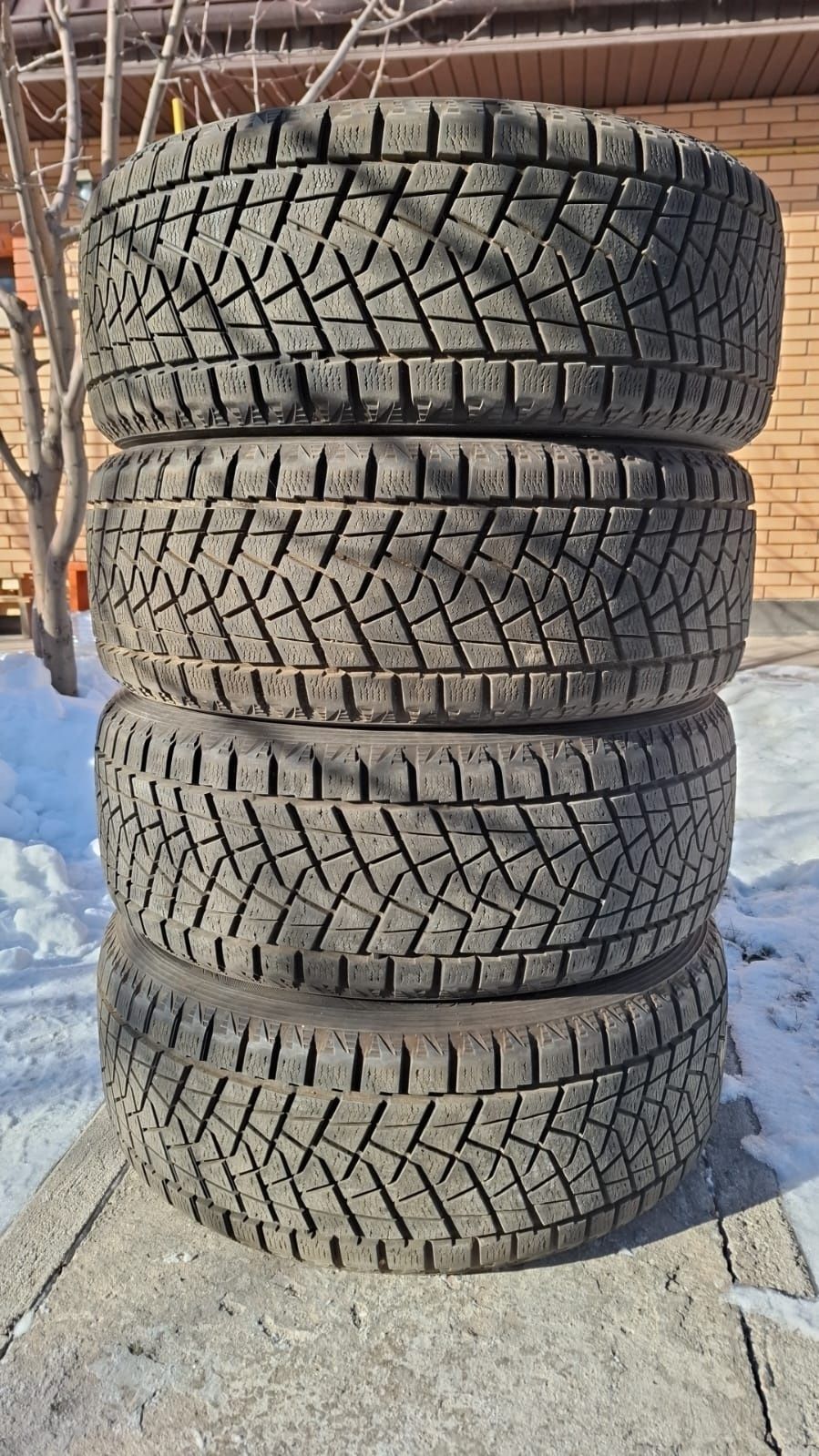 Продам шины Bridgestone Blizzak