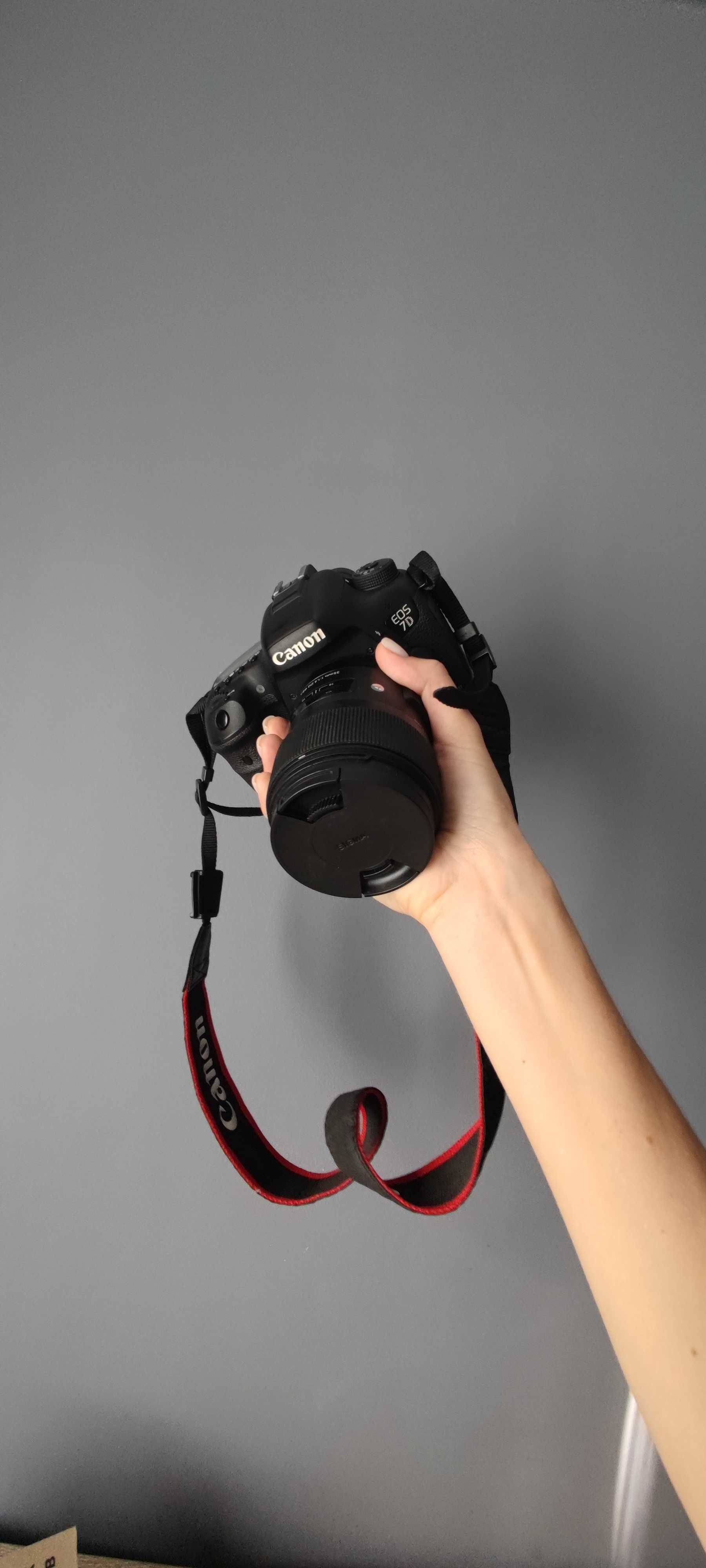 Продам фотоаппарат и объектив.
