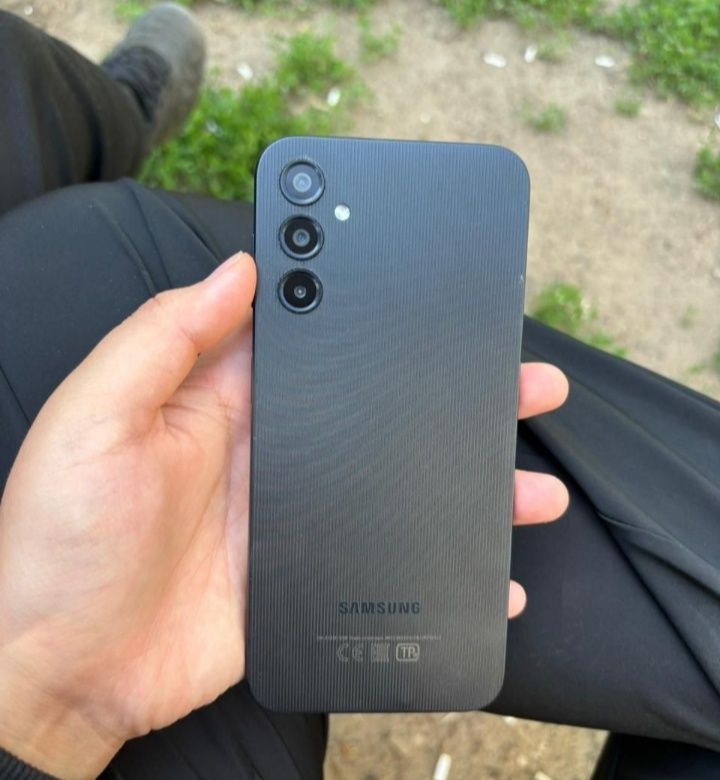Продам Самсунг А14