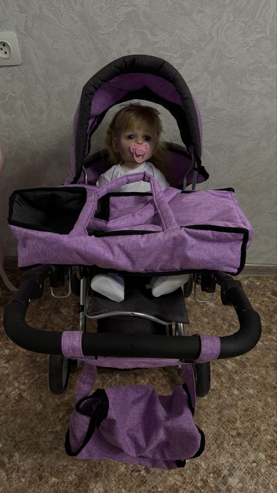 Продам игрушечную косяску