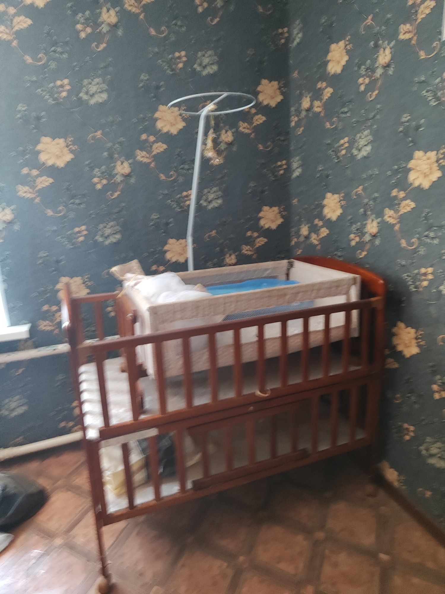 Манеж детский срочно продам!!!  В связи с переездом