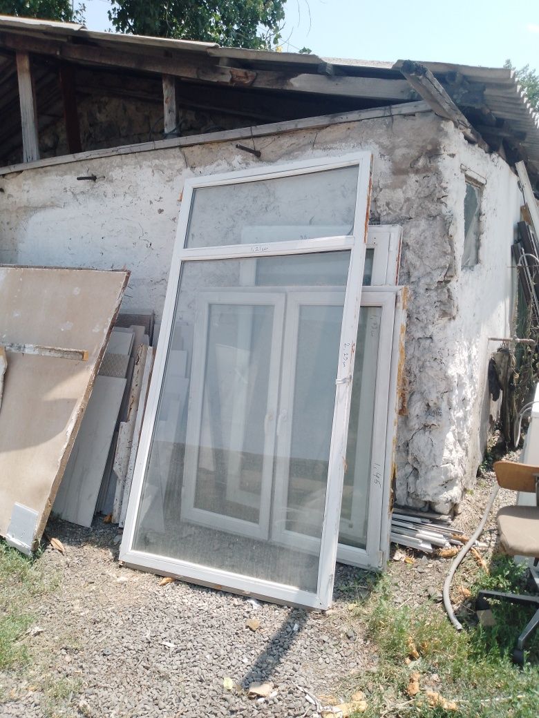 Улица Азаттык дом51 Продам пластиковые окна двери форточки