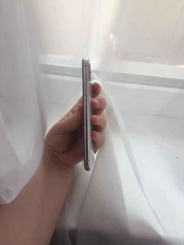 Продам Айфон Х 64гб