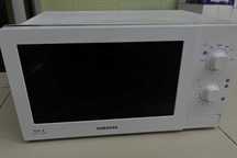 Микроволновка Samsung, лот 625376 (Семей, Затаевича 33А)