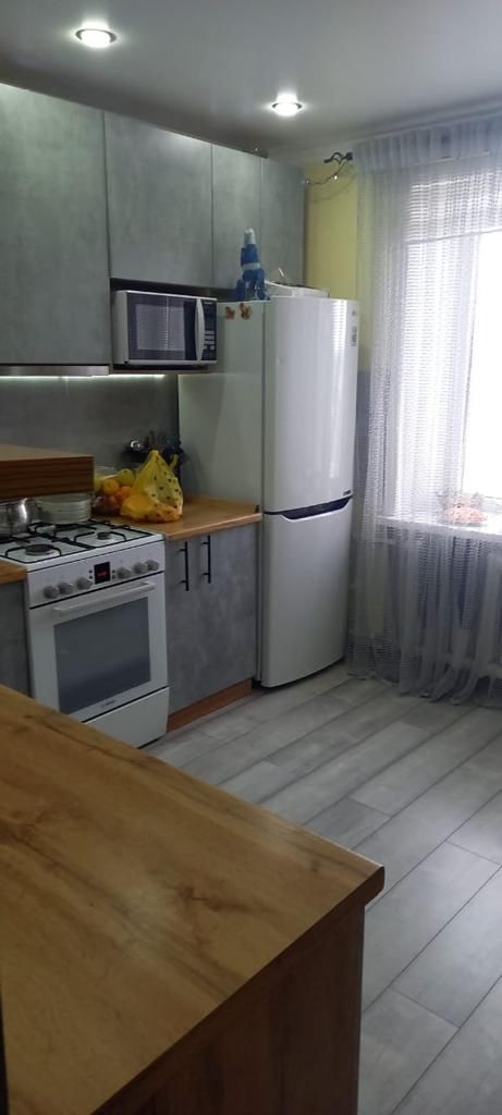 Продаем трёхкомнатную квартиру