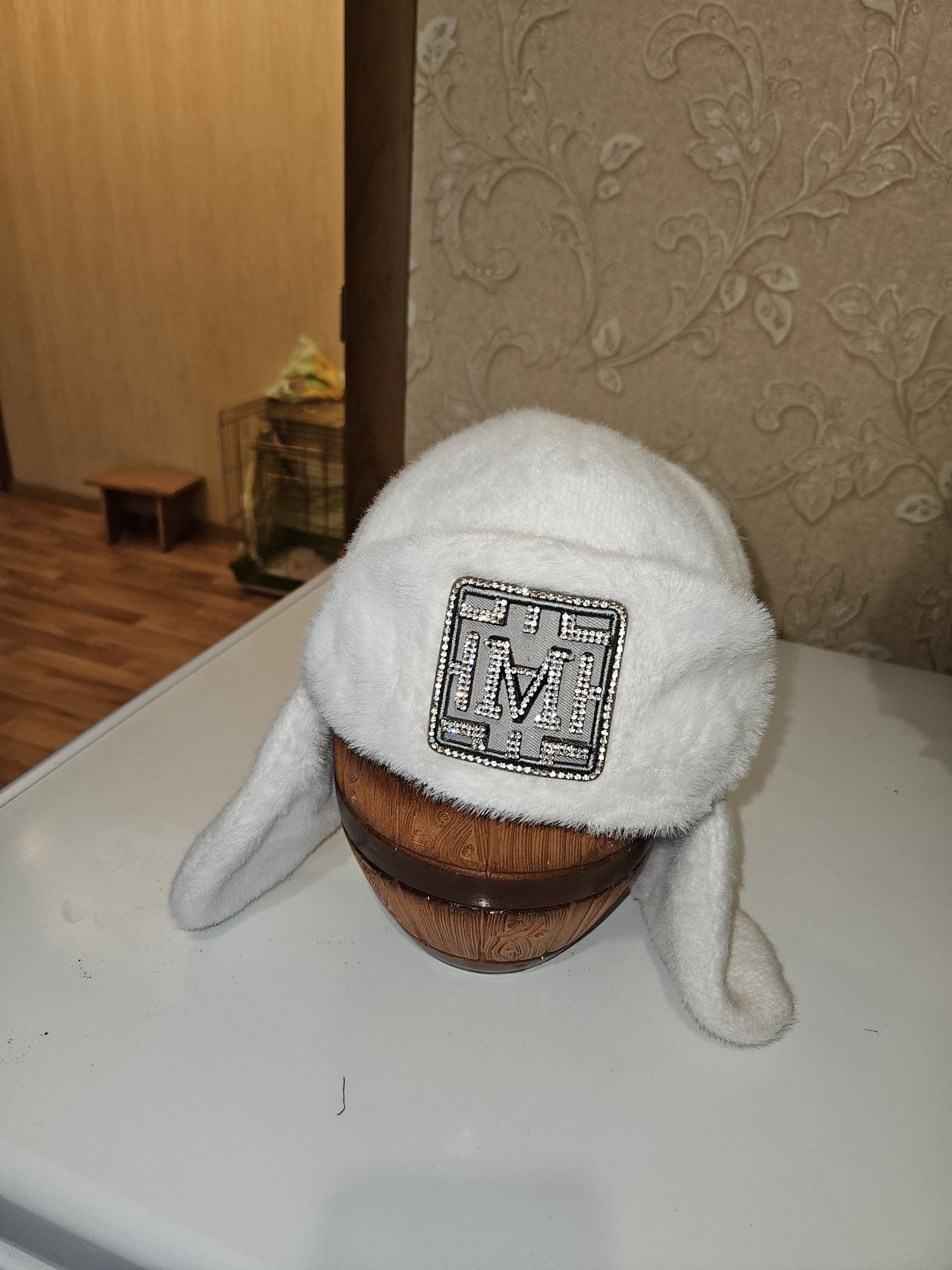 Женская молодёжная зимняя шапка ушанка